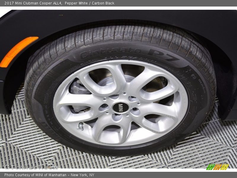 Pepper White / Carbon Black 2017 Mini Clubman Cooper ALL4