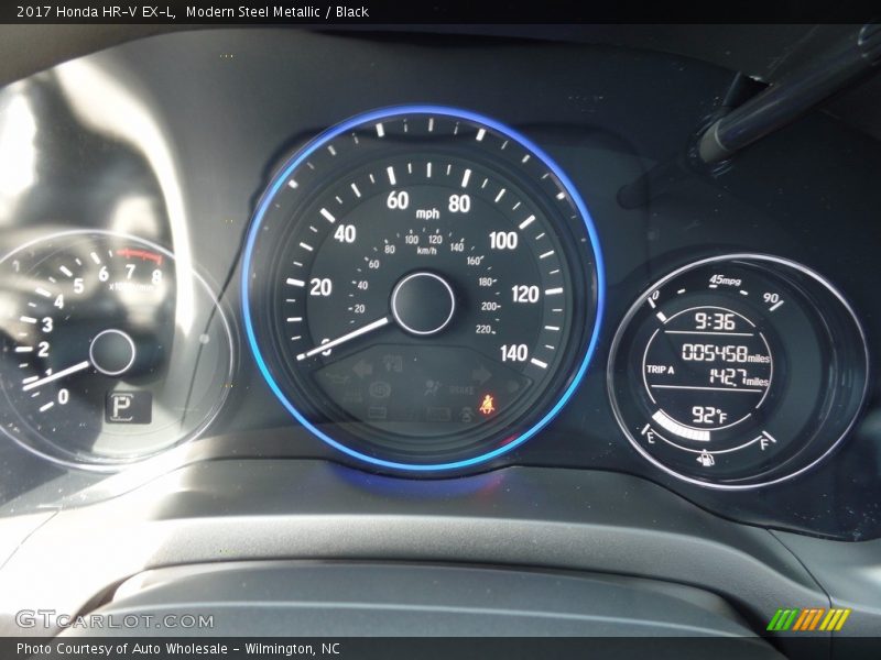 Modern Steel Metallic / Black 2017 Honda HR-V EX-L