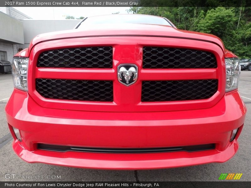 Flame Red / Black/Diesel Gray 2017 Ram 1500 Express Crew Cab 4x4