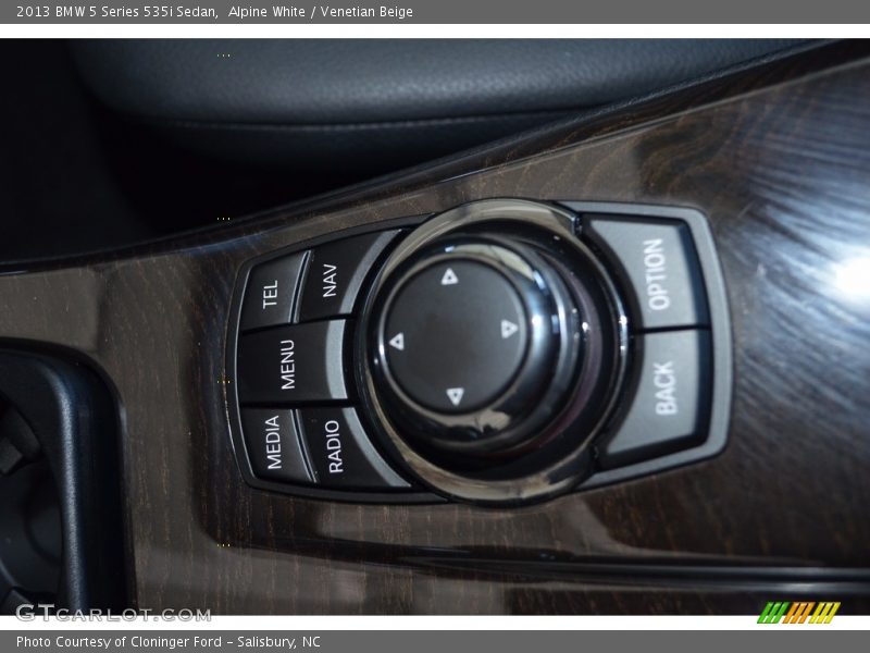 Alpine White / Venetian Beige 2013 BMW 5 Series 535i Sedan