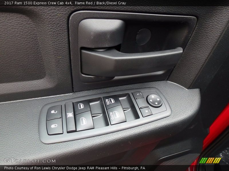 Flame Red / Black/Diesel Gray 2017 Ram 1500 Express Crew Cab 4x4