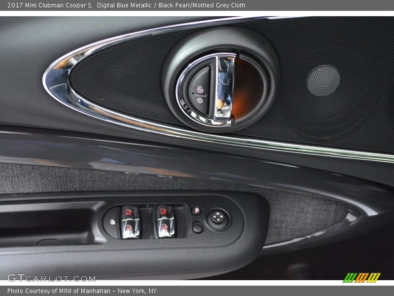 Digital Blue Metallic / Black Pearl/Mottled Grey Cloth 2017 Mini Clubman Cooper S