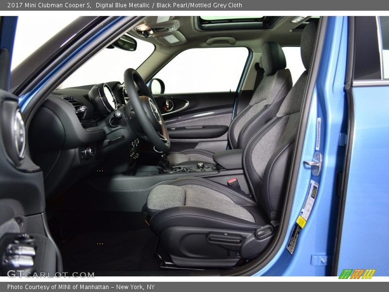 Front Seat of 2017 Clubman Cooper S