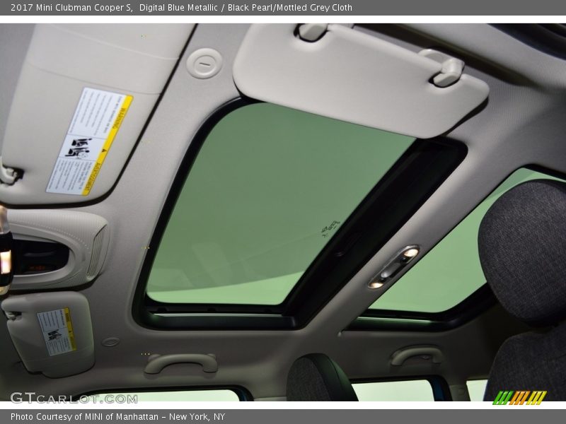 Digital Blue Metallic / Black Pearl/Mottled Grey Cloth 2017 Mini Clubman Cooper S