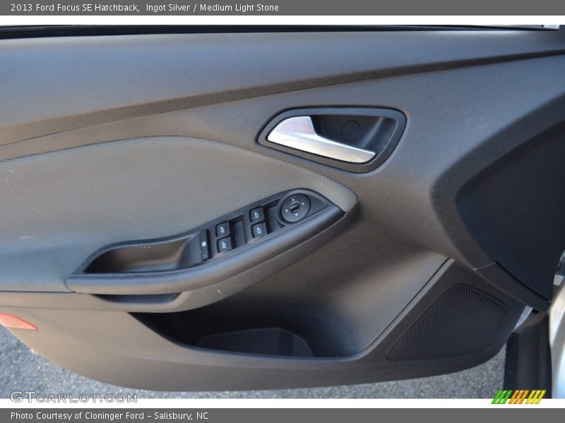 Ingot Silver / Medium Light Stone 2013 Ford Focus SE Hatchback