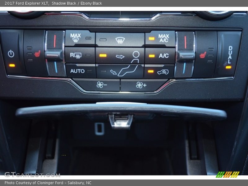 Shadow Black / Ebony Black 2017 Ford Explorer XLT