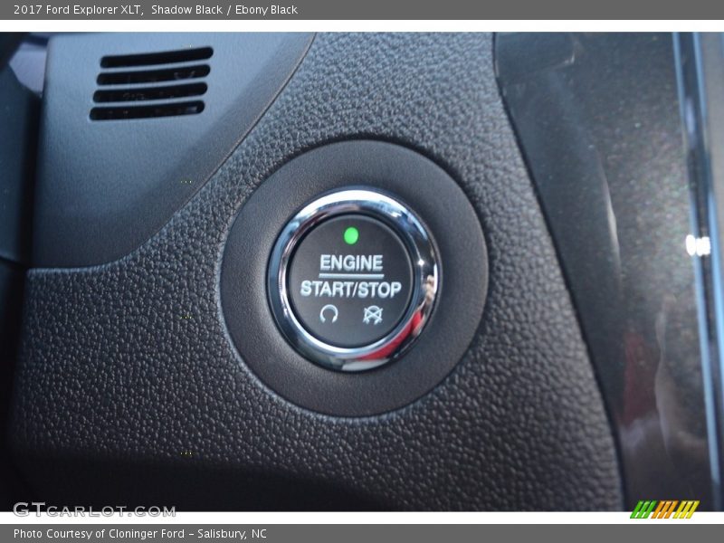 Shadow Black / Ebony Black 2017 Ford Explorer XLT