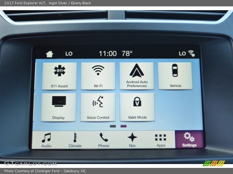 Ingot Silver / Ebony Black 2017 Ford Explorer XLT
