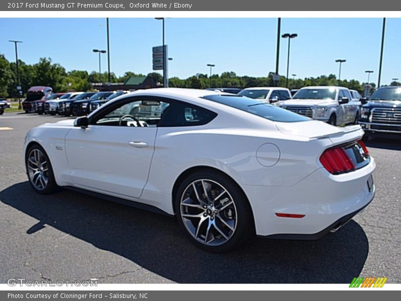 Oxford White / Ebony 2017 Ford Mustang GT Premium Coupe