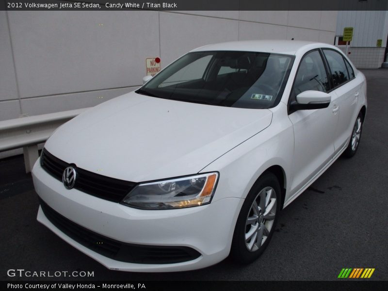 Candy White / Titan Black 2012 Volkswagen Jetta SE Sedan