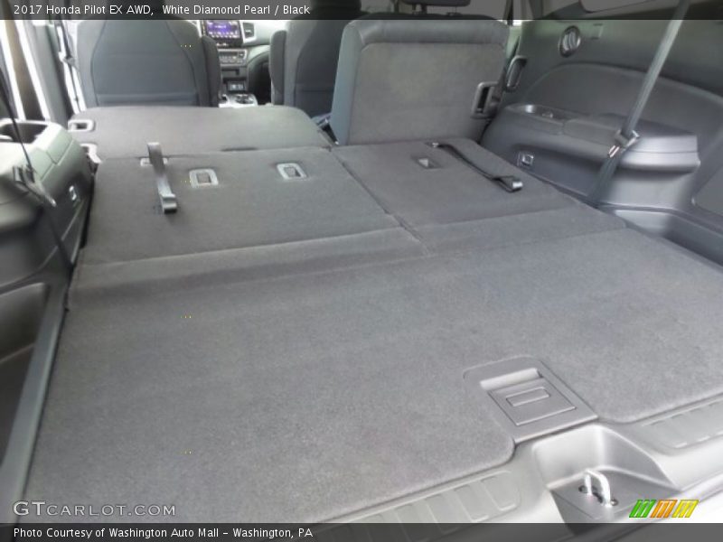 White Diamond Pearl / Black 2017 Honda Pilot EX AWD