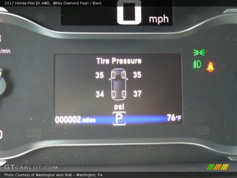White Diamond Pearl / Black 2017 Honda Pilot EX AWD