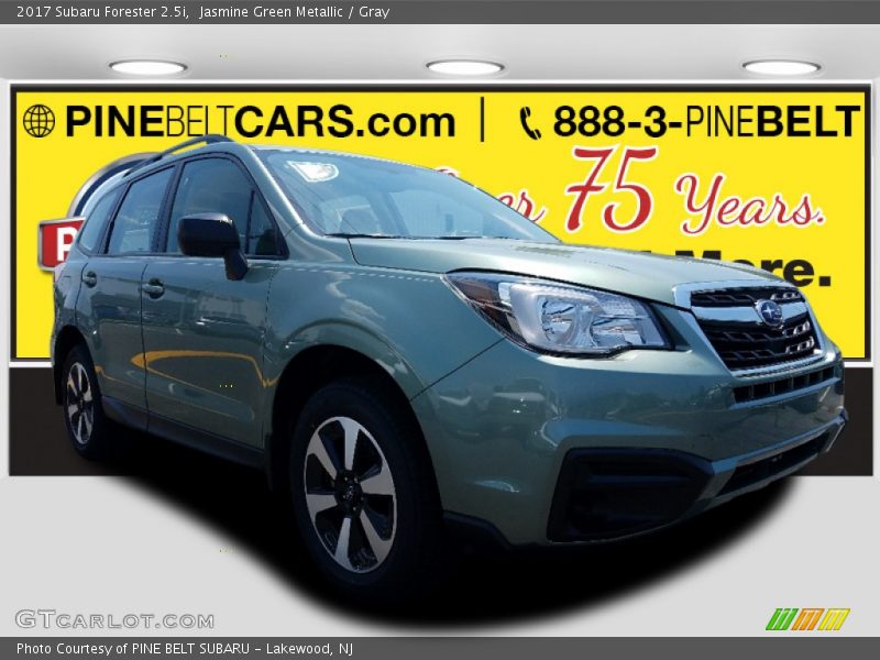 Jasmine Green Metallic / Gray 2017 Subaru Forester 2.5i