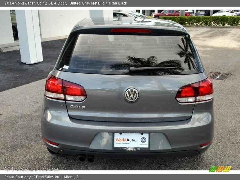 United Gray Metallic / Titan Black 2014 Volkswagen Golf 2.5L 4 Door