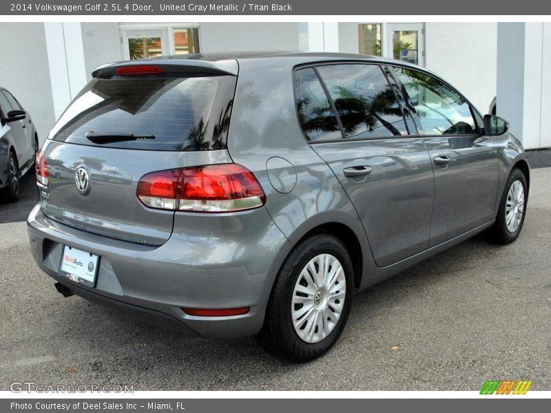 United Gray Metallic / Titan Black 2014 Volkswagen Golf 2.5L 4 Door