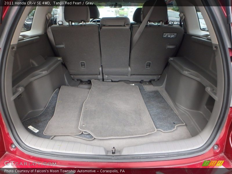 Tango Red Pearl / Gray 2011 Honda CR-V SE 4WD