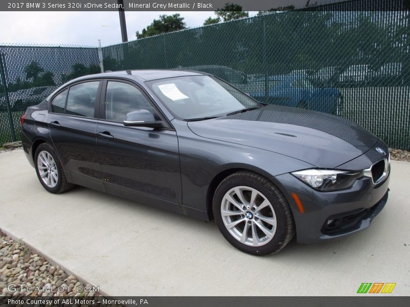 Mineral Grey Metallic / Black 2017 BMW 3 Series 320i xDrive Sedan