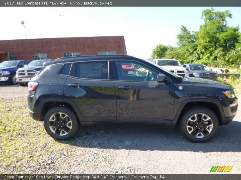 Rhino / Black/Ruby Red 2017 Jeep Compass Trailhawk 4x4