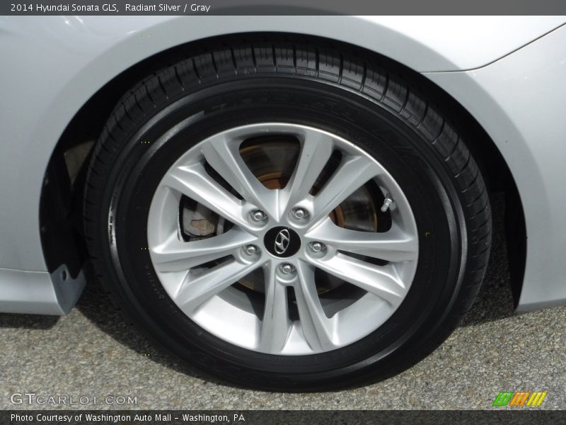 Radiant Silver / Gray 2014 Hyundai Sonata GLS