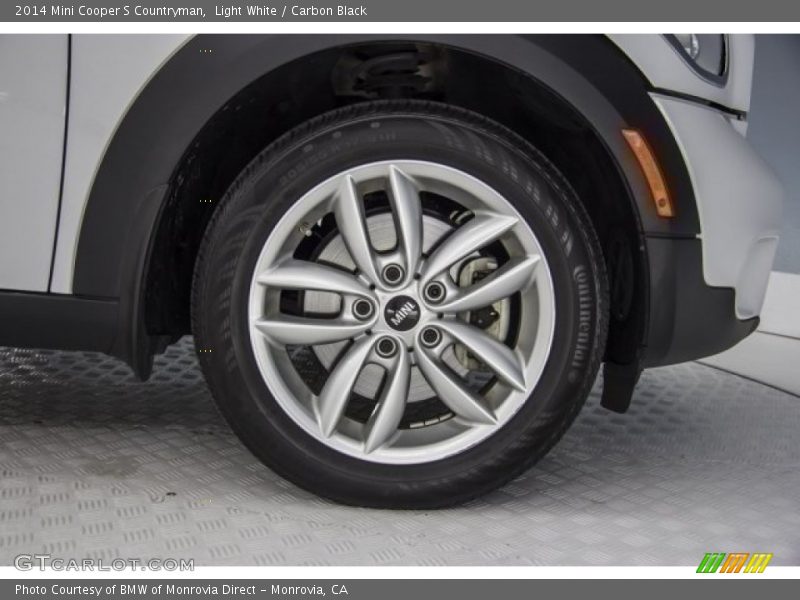 Light White / Carbon Black 2014 Mini Cooper S Countryman