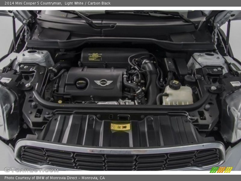 Light White / Carbon Black 2014 Mini Cooper S Countryman