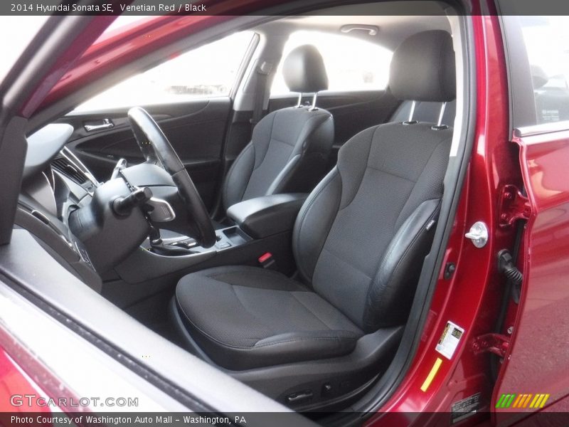 Venetian Red / Black 2014 Hyundai Sonata SE