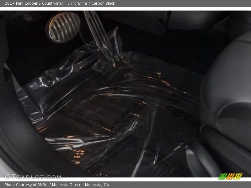Light White / Carbon Black 2014 Mini Cooper S Countryman