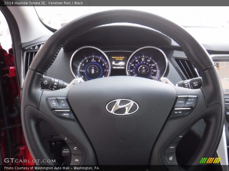Venetian Red / Black 2014 Hyundai Sonata SE