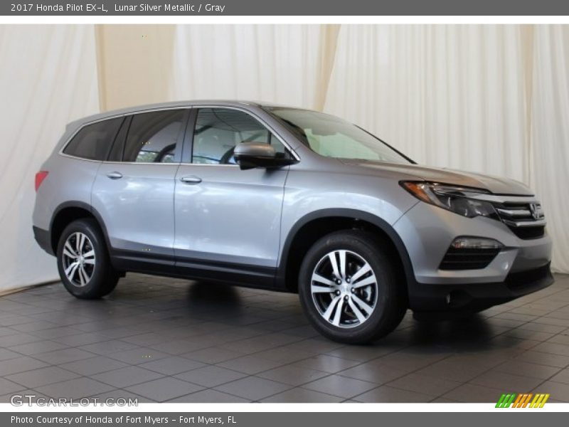 Lunar Silver Metallic / Gray 2017 Honda Pilot EX-L