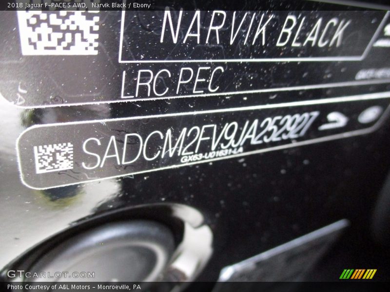 2018 F-PACE S AWD Narvik Black Color Code PEC