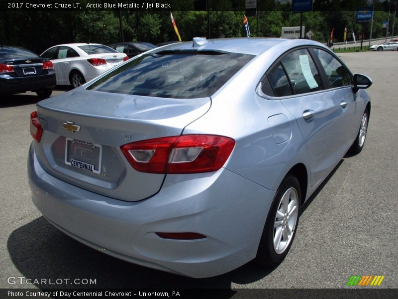 Arctic Blue Metallic / Jet Black 2017 Chevrolet Cruze LT