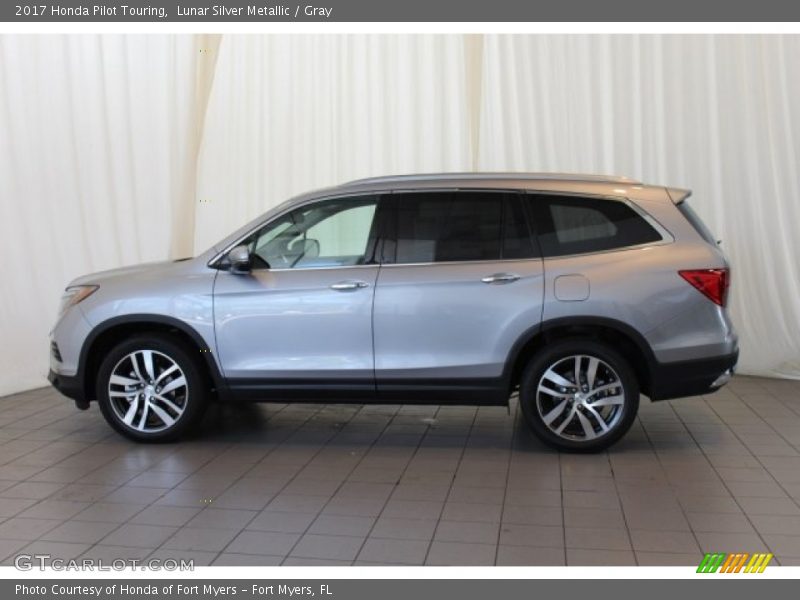 Lunar Silver Metallic / Gray 2017 Honda Pilot Touring