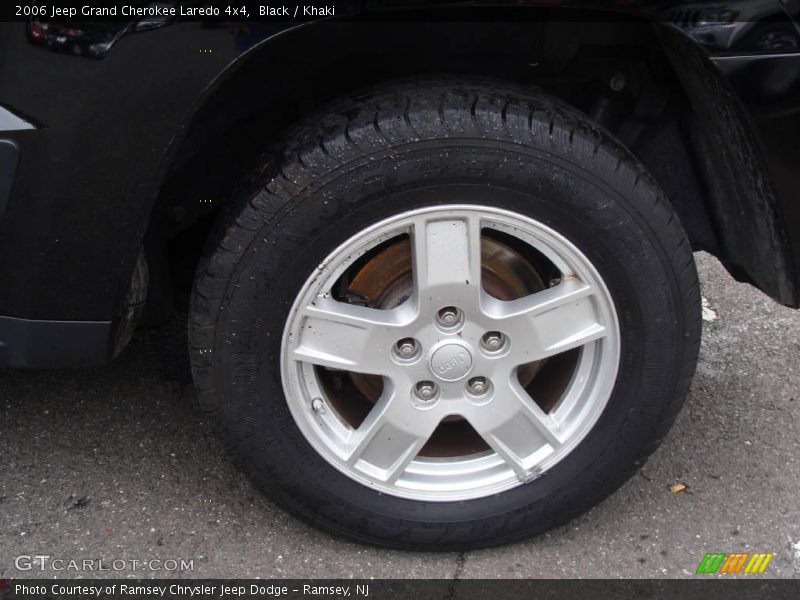 Black / Khaki 2006 Jeep Grand Cherokee Laredo 4x4