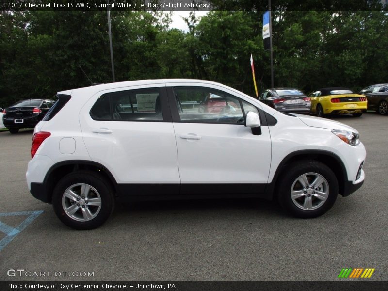 Summit White / Jet Black/­Light Ash Gray 2017 Chevrolet Trax LS AWD