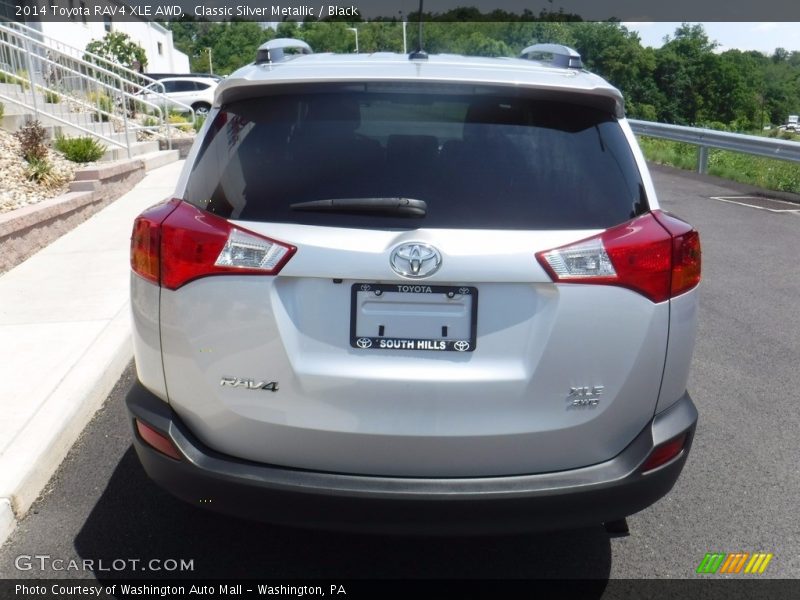 Classic Silver Metallic / Black 2014 Toyota RAV4 XLE AWD