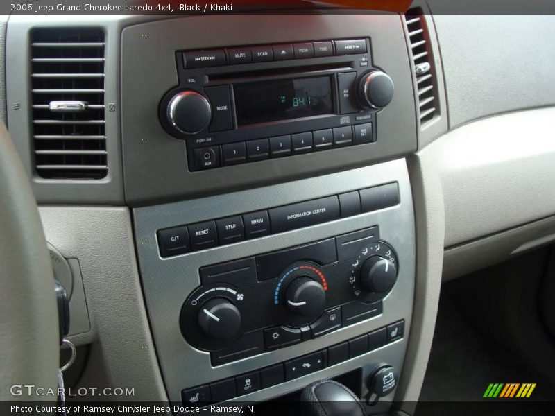 Black / Khaki 2006 Jeep Grand Cherokee Laredo 4x4