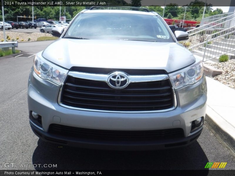 Silver Sky Metallic / Ash 2014 Toyota Highlander XLE AWD