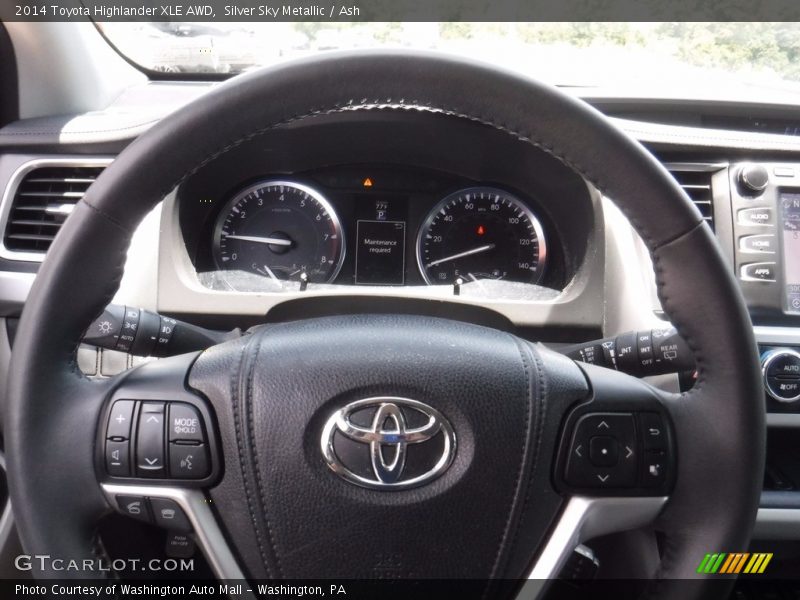 Silver Sky Metallic / Ash 2014 Toyota Highlander XLE AWD