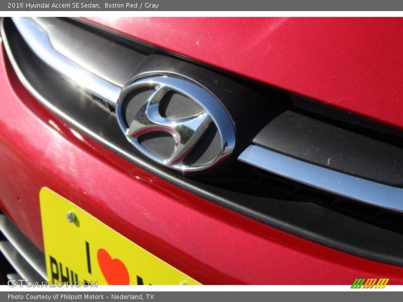 Boston Red / Gray 2016 Hyundai Accent SE Sedan