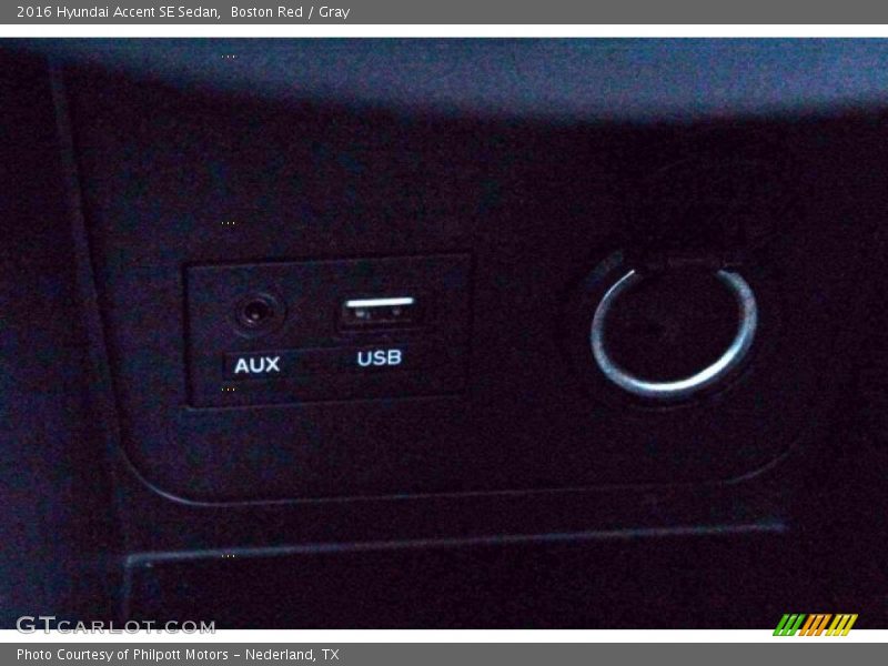 Boston Red / Gray 2016 Hyundai Accent SE Sedan