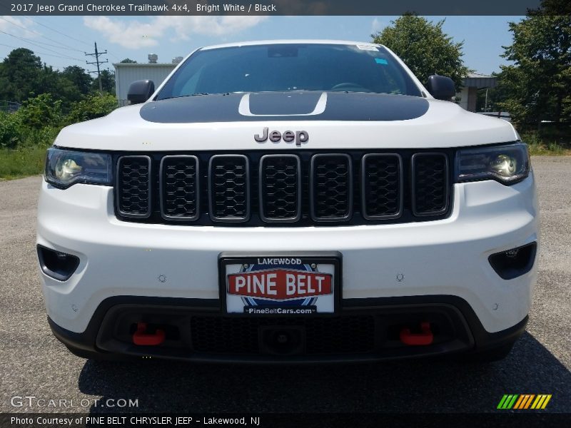 Bright White / Black 2017 Jeep Grand Cherokee Trailhawk 4x4