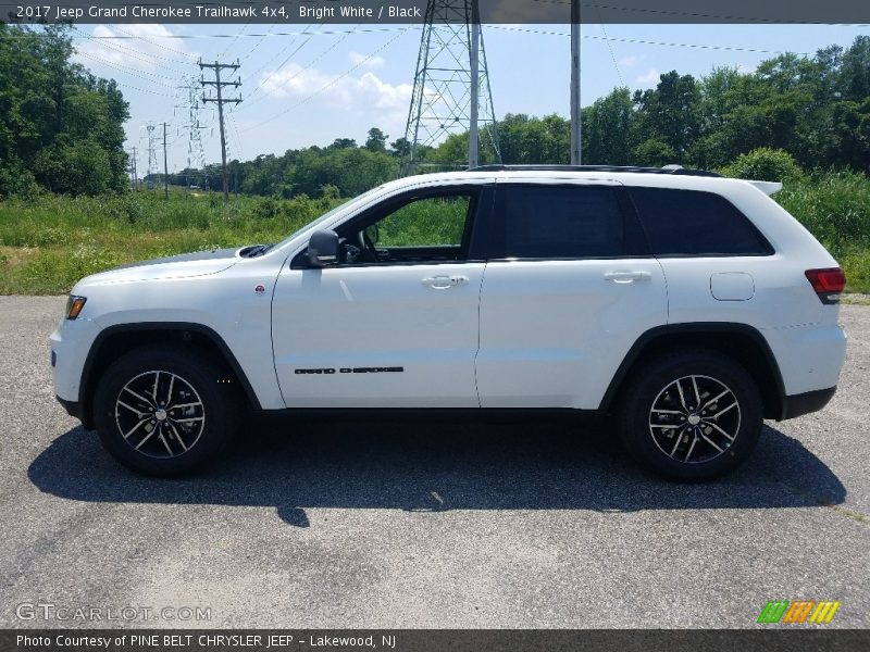 Bright White / Black 2017 Jeep Grand Cherokee Trailhawk 4x4