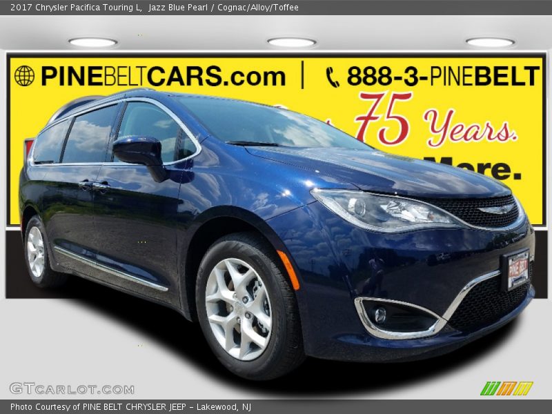 Jazz Blue Pearl / Cognac/Alloy/Toffee 2017 Chrysler Pacifica Touring L