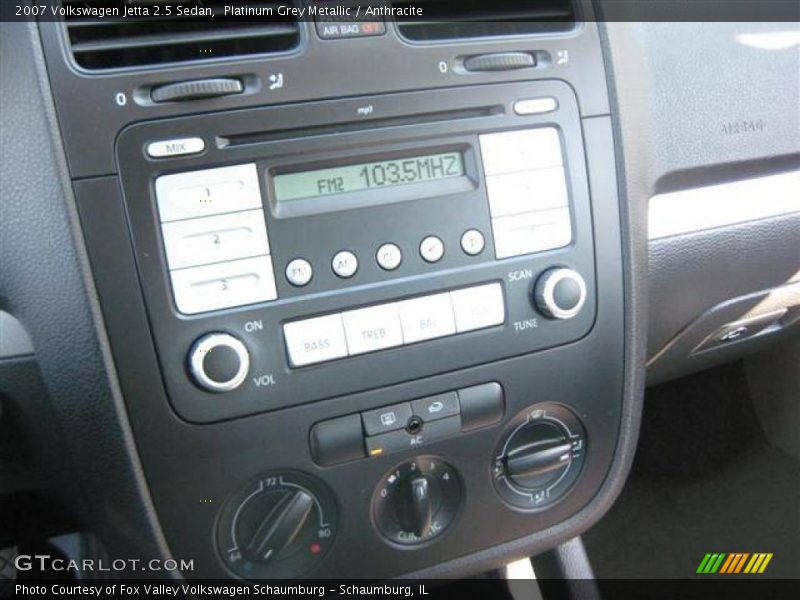 Platinum Grey Metallic / Anthracite 2007 Volkswagen Jetta 2.5 Sedan