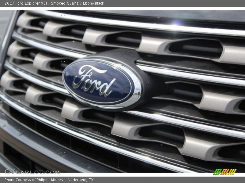 Smoked Quartz / Ebony Black 2017 Ford Explorer XLT