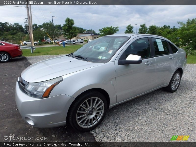 Ingot Silver Metallic / Charcoal Black 2010 Ford Focus SES Sedan