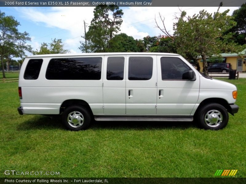 Oxford White / Medium Flint Grey 2006 Ford E Series Van E350 XL 15 Passenger