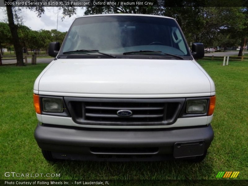 Oxford White / Medium Flint Grey 2006 Ford E Series Van E350 XL 15 Passenger
