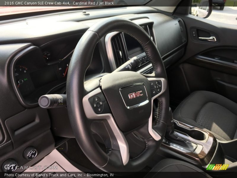 Cardinal Red / Jet Black 2016 GMC Canyon SLE Crew Cab 4x4