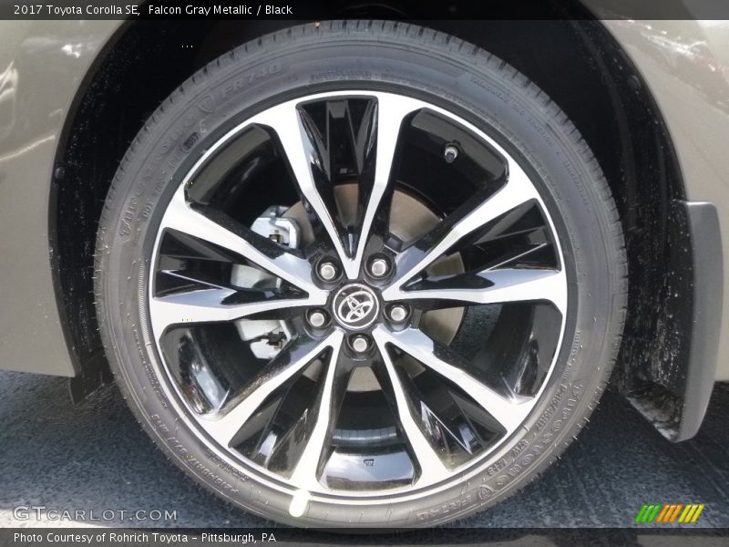 Falcon Gray Metallic / Black 2017 Toyota Corolla SE